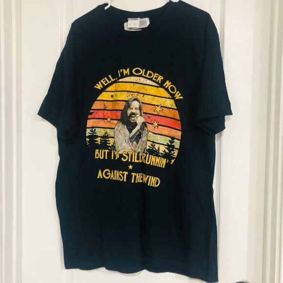Well I'm Older Now But I'm Still Runnin' Against The Wind Men's T-Shirt Black XL - Picture 4 of 6